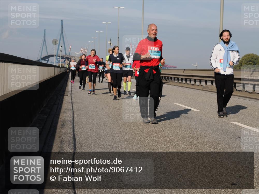 03.10.2025 - Köhlbrandbrückenlauf Fabian Wolf http://msf.ph/oto/9067412 03.10.2025 10:10:17 Position 3 2468 meine-sportfotos.de