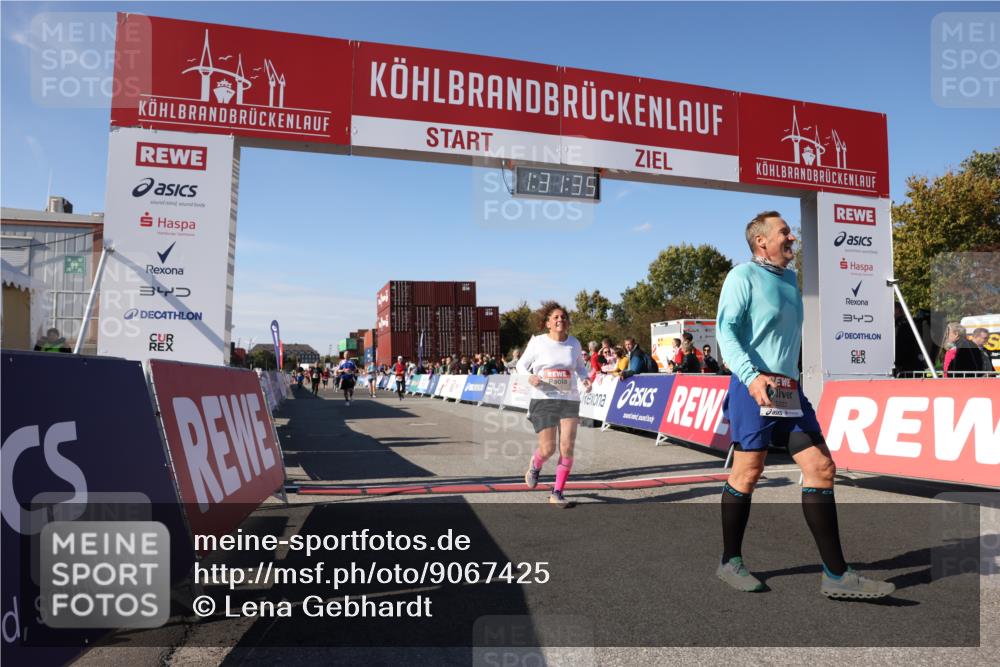 03.10.2025 - Köhlbrandbrückenlauf Lena Gebhardt http://msf.ph/oto/9067425 03.10.2025 13:31:35 Ziel 5057, 5065, 5171, 5222, 5425, 5511, 5518, 5519, 5598, 6072, 6597 meine-sportfotos.de