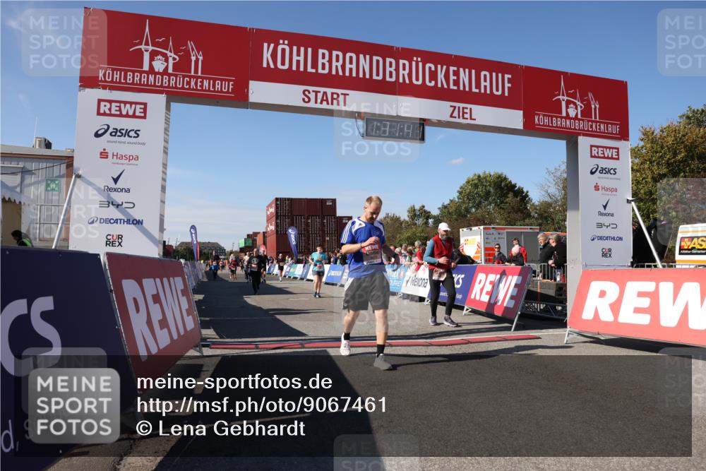 03.10.2025 - Köhlbrandbrückenlauf Lena Gebhardt http://msf.ph/oto/9067461 03.10.2025 13:31:42 Ziel 4415, 4416, 5057, 5065, 5171, 5222, 6072, 6103, 6297 meine-sportfotos.de