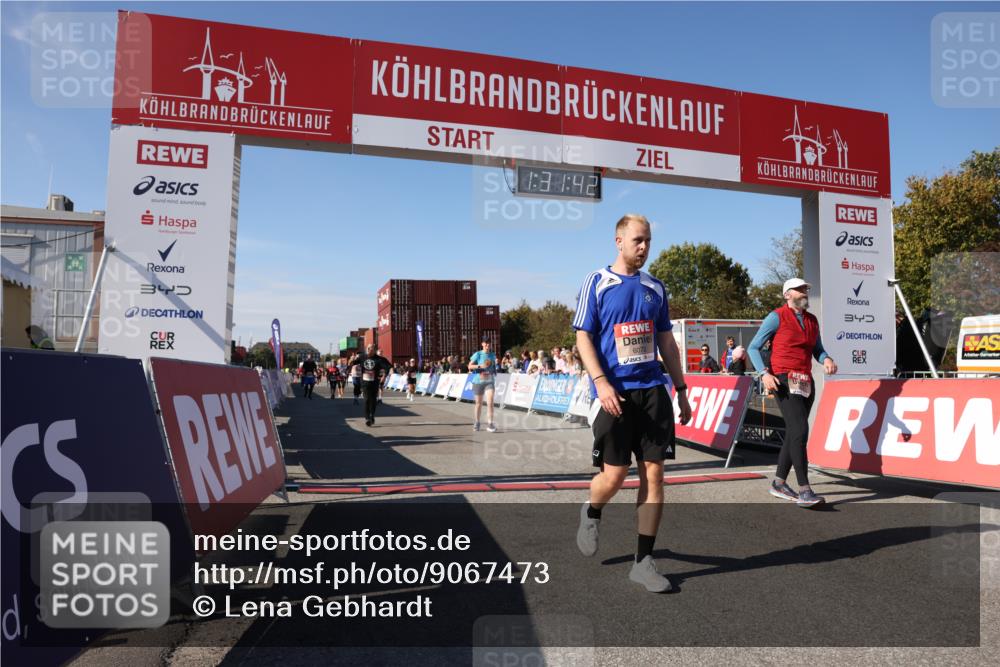 03.10.2025 - Köhlbrandbrückenlauf Lena Gebhardt http://msf.ph/oto/9067473 03.10.2025 13:31:43 Ziel 4415, 4416, 5057, 5171, 6072, 6103, 6297, 6452 meine-sportfotos.de