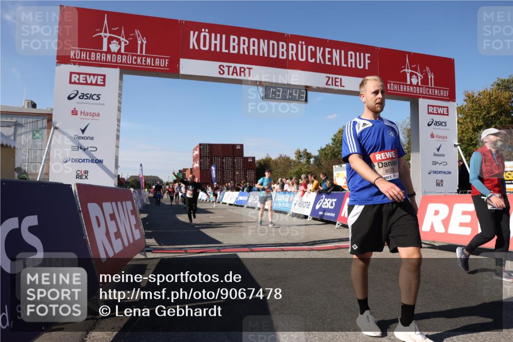 03.10.2025 - Köhlbrandbrückenlauf Lena Gebhardt http://msf.ph/oto/9067478 03.10.2025 13:31:44 Ziel 4415, 4416, 5057, 5171, 5463, 5817, 6072, 6103, 6297, 6452 meine-sportfotos.de