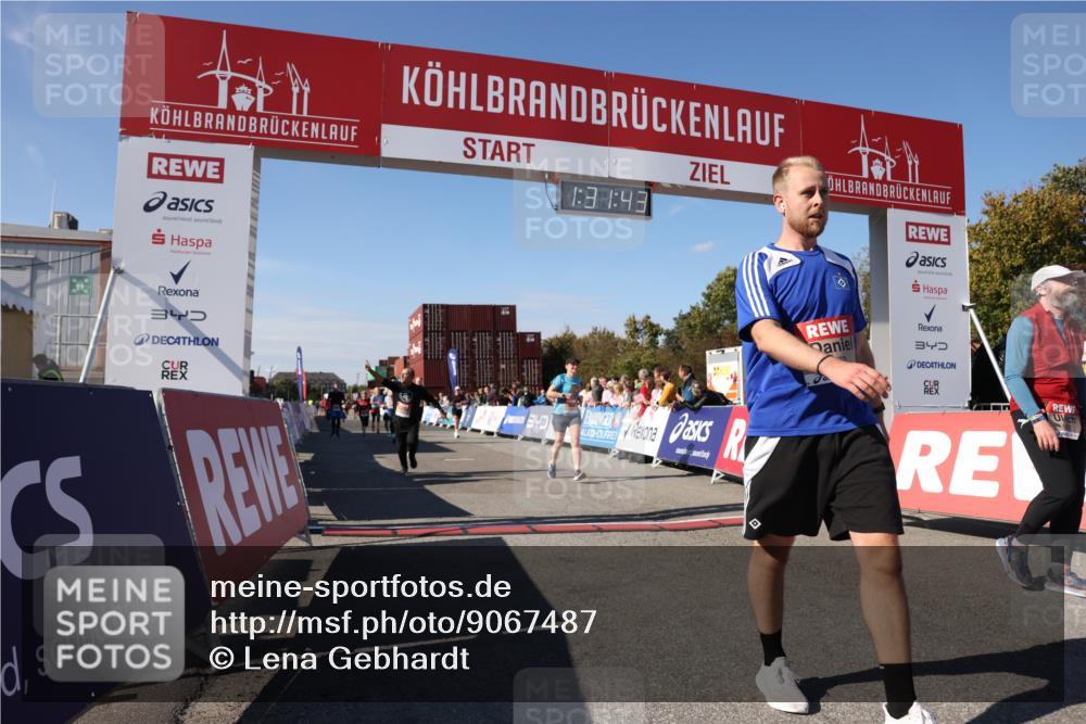 03.10.2025 - Köhlbrandbrückenlauf Lena Gebhardt http://msf.ph/oto/9067487 03.10.2025 13:31:44 Ziel 4415, 4416, 5057, 5171, 5463, 5817, 6072, 6103, 6297, 6452 meine-sportfotos.de