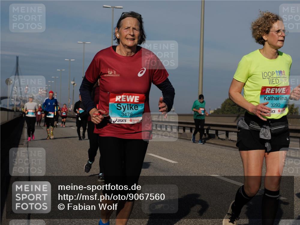 03.10.2025 - Köhlbrandbrückenlauf Fabian Wolf http://msf.ph/oto/9067560 03.10.2025 10:10:24 Position 3 3478, 3292 meine-sportfotos.de