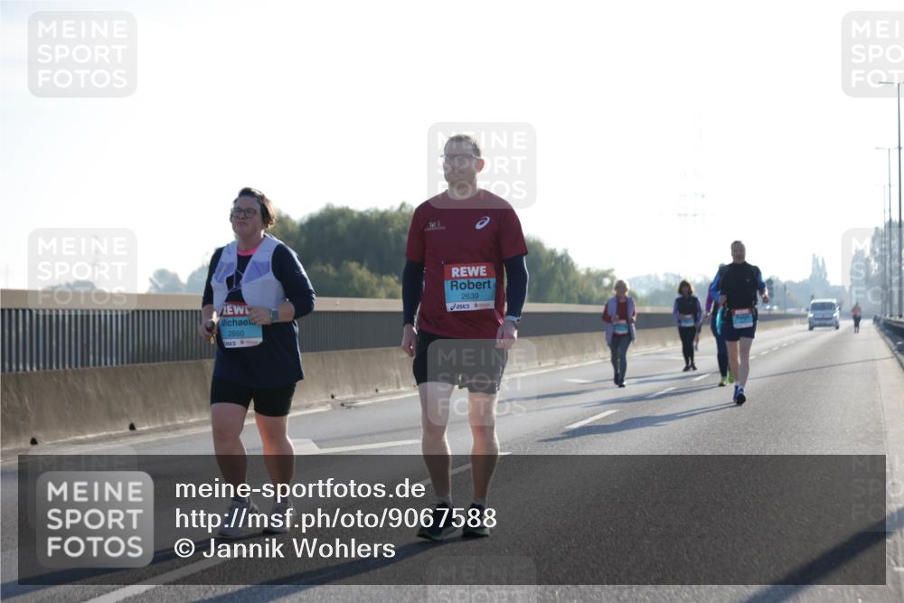03.10.2025 - Köhlbrandbrückenlauf Jannik Wohlers http://msf.ph/oto/9067588 03.10.2025 09:30:15 Position 3 2650, 2639 meine-sportfotos.de