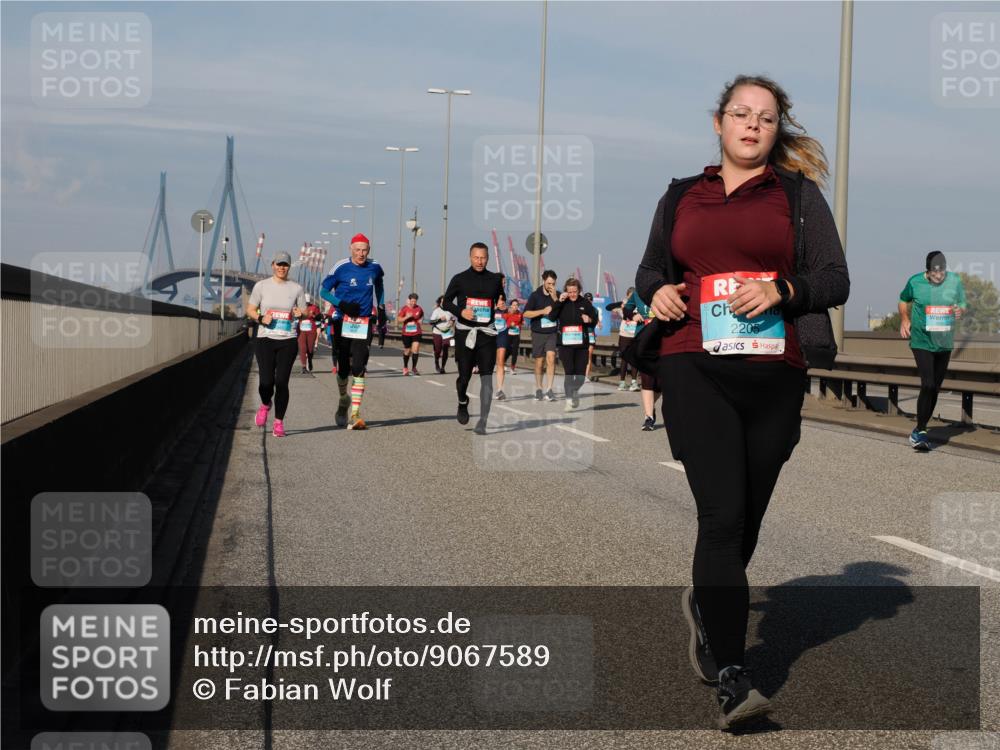03.10.2025 - Köhlbrandbrückenlauf Fabian Wolf http://msf.ph/oto/9067589 03.10.2025 10:10:25 Position 3 2205 meine-sportfotos.de