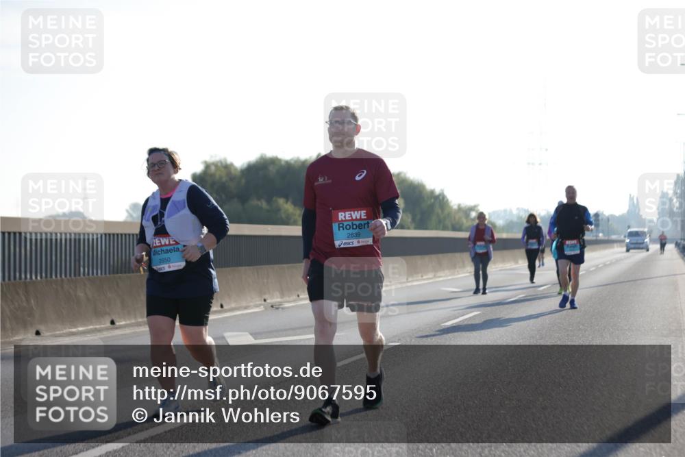 03.10.2025 - Köhlbrandbrückenlauf Jannik Wohlers http://msf.ph/oto/9067595 03.10.2025 09:30:15 Position 3 2650, 2639 meine-sportfotos.de