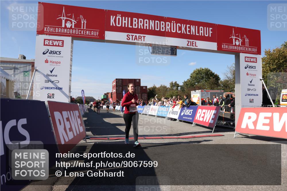 03.10.2025 - Köhlbrandbrückenlauf Lena Gebhardt http://msf.ph/oto/9067599 03.10.2025 13:31:57 Ziel 4415, 4416, 4842, 4902, 4935, 5267, 5463, 5817, 6076, 6126, 6452, 6736 meine-sportfotos.de