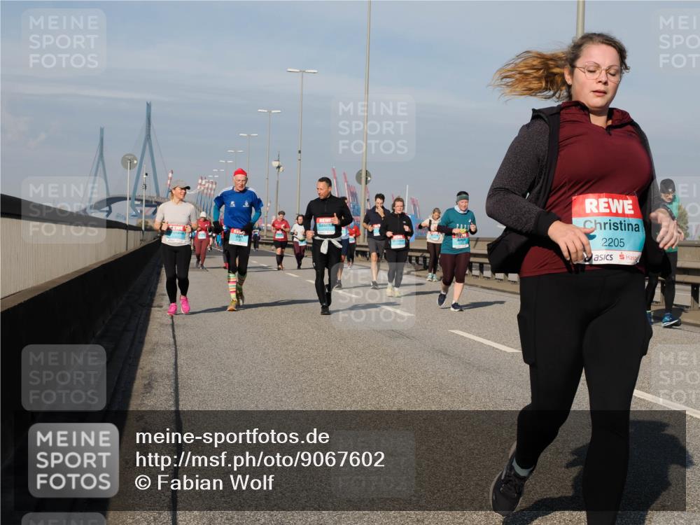 03.10.2025 - Köhlbrandbrückenlauf Fabian Wolf http://msf.ph/oto/9067602 03.10.2025 10:10:26 Position 3 2342, 2205 meine-sportfotos.de