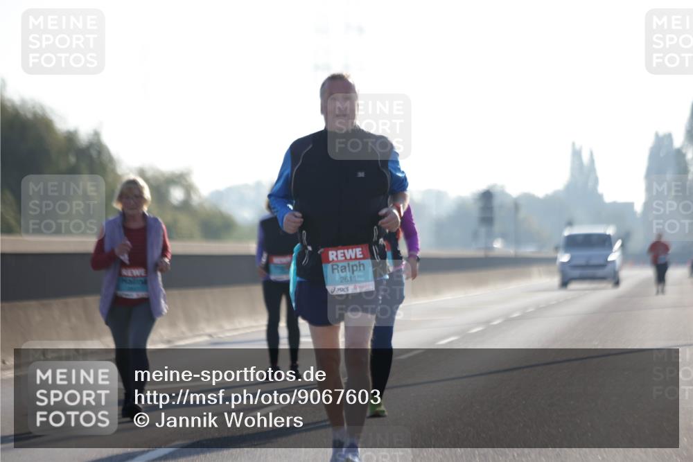 03.10.2025 - Köhlbrandbrückenlauf Jannik Wohlers http://msf.ph/oto/9067603 03.10.2025 09:30:17 Position 3 2611 meine-sportfotos.de