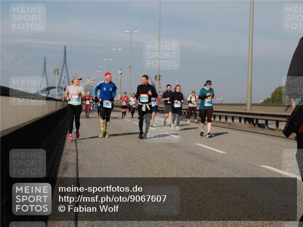 03.10.2025 - Köhlbrandbrückenlauf Fabian Wolf http://msf.ph/oto/9067607 03.10.2025 10:10:26 Position 3  meine-sportfotos.de