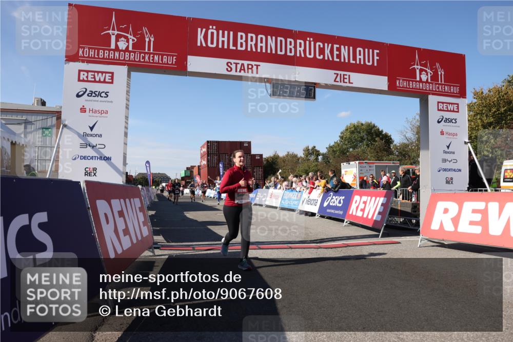 03.10.2025 - Köhlbrandbrückenlauf Lena Gebhardt http://msf.ph/oto/9067608 03.10.2025 13:31:57 Ziel 4415, 4416, 4842, 4902, 4935, 5267, 5463, 5817, 6076, 6126, 6452, 6736 meine-sportfotos.de