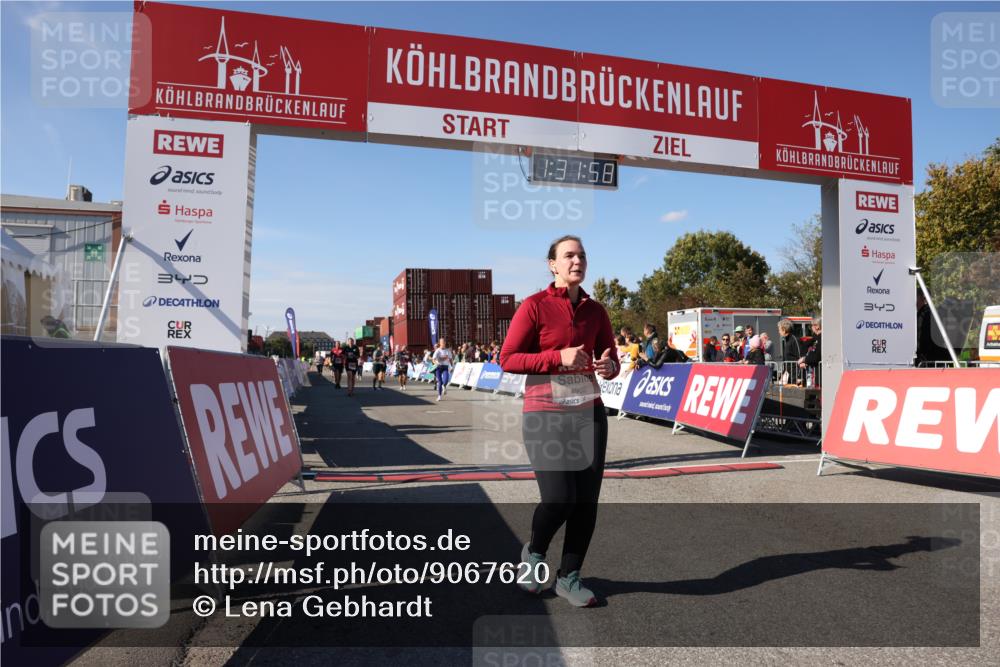 03.10.2025 - Köhlbrandbrückenlauf Lena Gebhardt http://msf.ph/oto/9067620 03.10.2025 13:31:58 Ziel 4415, 4416, 4842, 4902, 4935, 5267, 5463, 5817, 6076, 6126, 6452, 6736 meine-sportfotos.de
