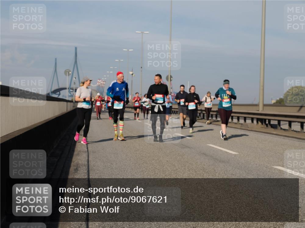 03.10.2025 - Köhlbrandbrückenlauf Fabian Wolf http://msf.ph/oto/9067621 03.10.2025 10:10:27 Position 3  meine-sportfotos.de