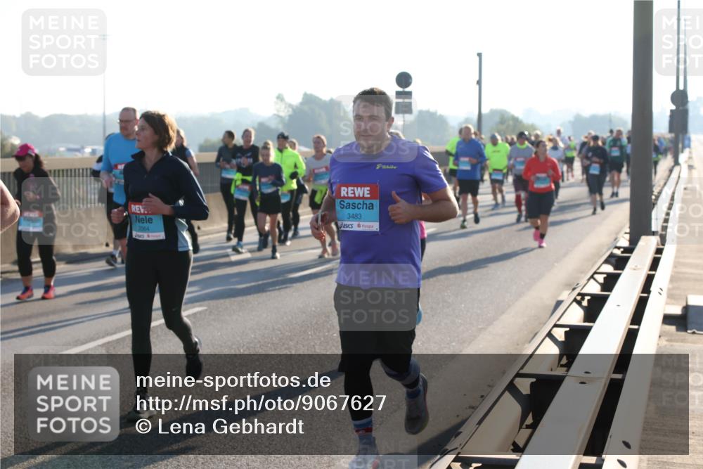 03.10.2025 - Köhlbrandbrückenlauf Lena Gebhardt http://msf.ph/oto/9067627 03.10.2025 09:23:53 Position 1 2064, 3483 meine-sportfotos.de