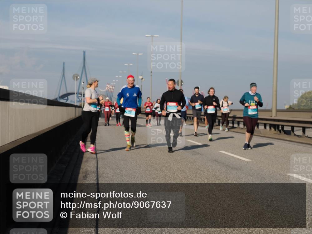 03.10.2025 - Köhlbrandbrückenlauf Fabian Wolf http://msf.ph/oto/9067637 03.10.2025 10:10:27 Position 3  meine-sportfotos.de