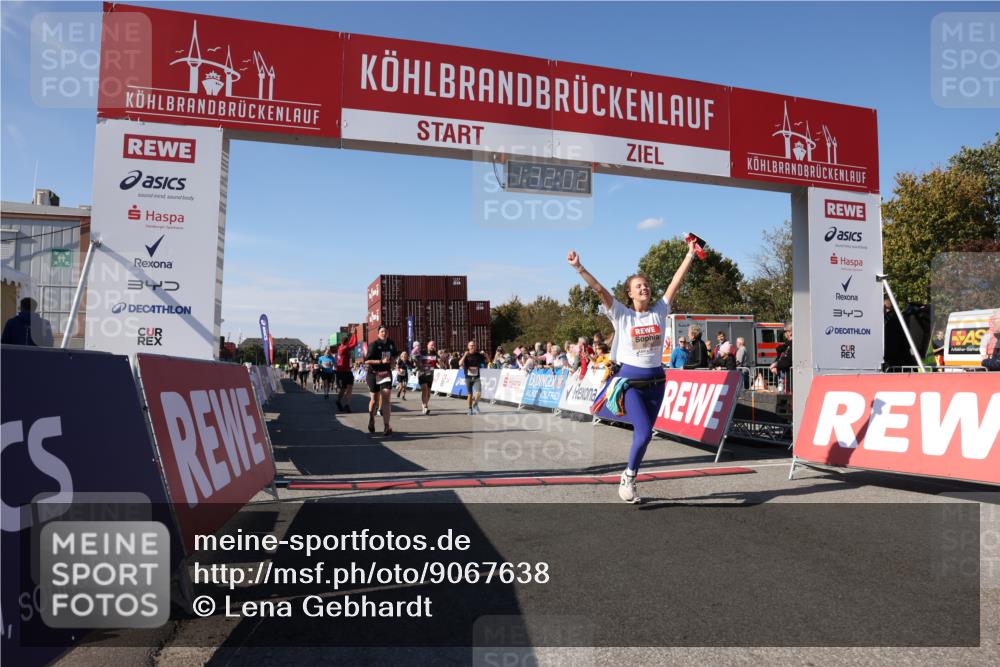 03.10.2025 - Köhlbrandbrückenlauf Lena Gebhardt http://msf.ph/oto/9067638 03.10.2025 13:32:02 Ziel 4443, 4842, 4902, 5155, 5246, 5247, 5248, 5267, 6076, 6126, 6460, 6736 meine-sportfotos.de