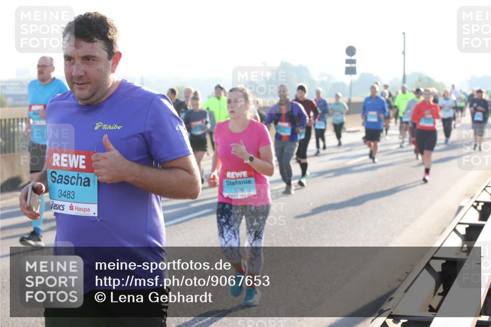 03.10.2025 - Köhlbrandbrückenlauf Lena Gebhardt http://msf.ph/oto/9067653 03.10.2025 09:23:54 Position 1 3483 meine-sportfotos.de