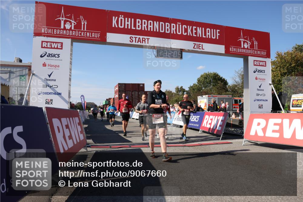 03.10.2025 - Köhlbrandbrückenlauf Lena Gebhardt http://msf.ph/oto/9067660 03.10.2025 13:32:06 Ziel 4443, 4902, 4985, 5155, 5238, 5246, 5247, 5248, 5921, 5922, 5923, 6076, 6126, 6146, 6460 meine-sportfotos.de