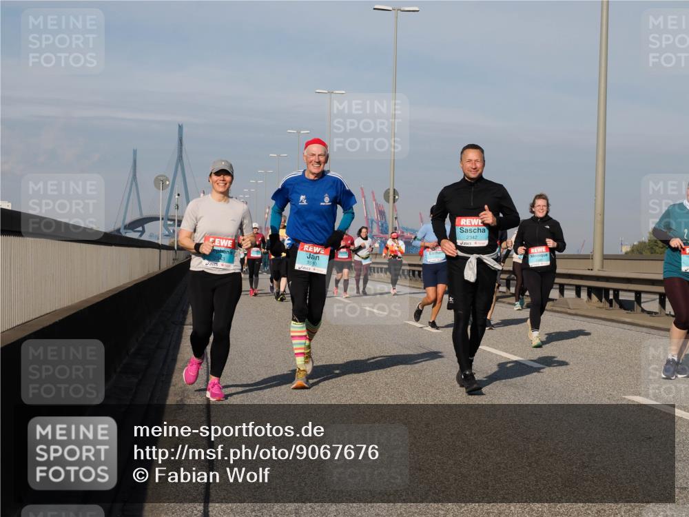 03.10.2025 - Köhlbrandbrückenlauf Fabian Wolf http://msf.ph/oto/9067676 03.10.2025 10:10:29 Position 3 3510, 2342 meine-sportfotos.de