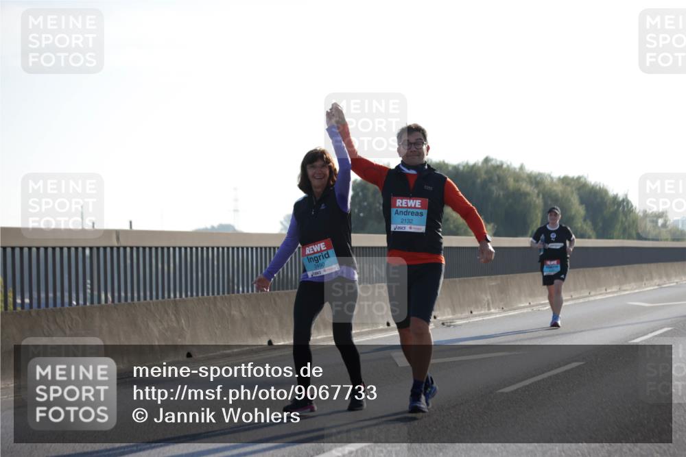 03.10.2025 - Köhlbrandbrückenlauf Jannik Wohlers http://msf.ph/oto/9067733 03.10.2025 09:30:28 Position 3 2490, 2132 meine-sportfotos.de