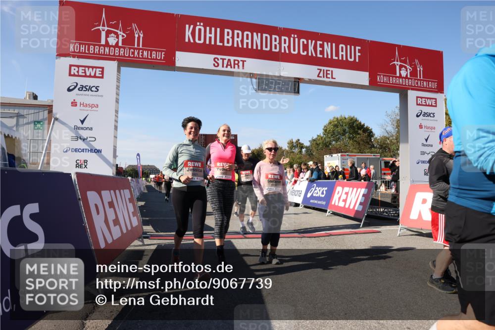 03.10.2025 - Köhlbrandbrückenlauf Lena Gebhardt http://msf.ph/oto/9067739 03.10.2025 13:32:12 Ziel 4443, 4985, 5155, 5238, 5246, 5247, 5248, 5354, 5820, 5921, 5922, 5923, 6126, 6146, 6287, 6304, 6460 meine-sportfotos.de