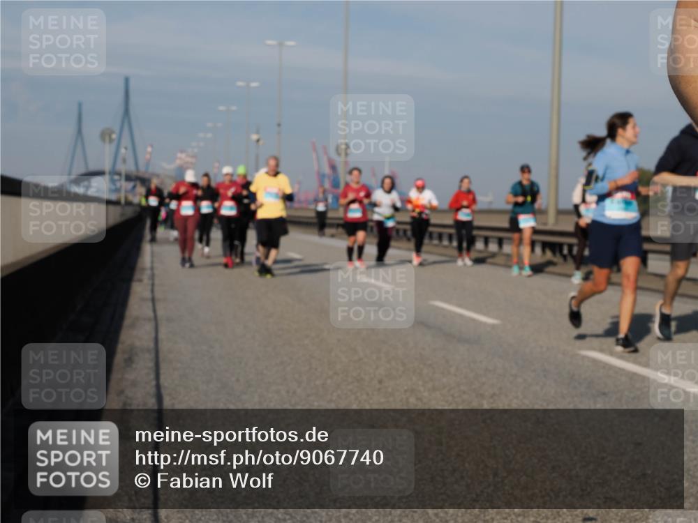 03.10.2025 - Köhlbrandbrückenlauf Fabian Wolf http://msf.ph/oto/9067740 03.10.2025 10:10:33 Position 3  meine-sportfotos.de