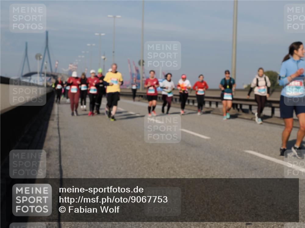 03.10.2025 - Köhlbrandbrückenlauf Fabian Wolf http://msf.ph/oto/9067753 03.10.2025 10:10:34 Position 3  meine-sportfotos.de
