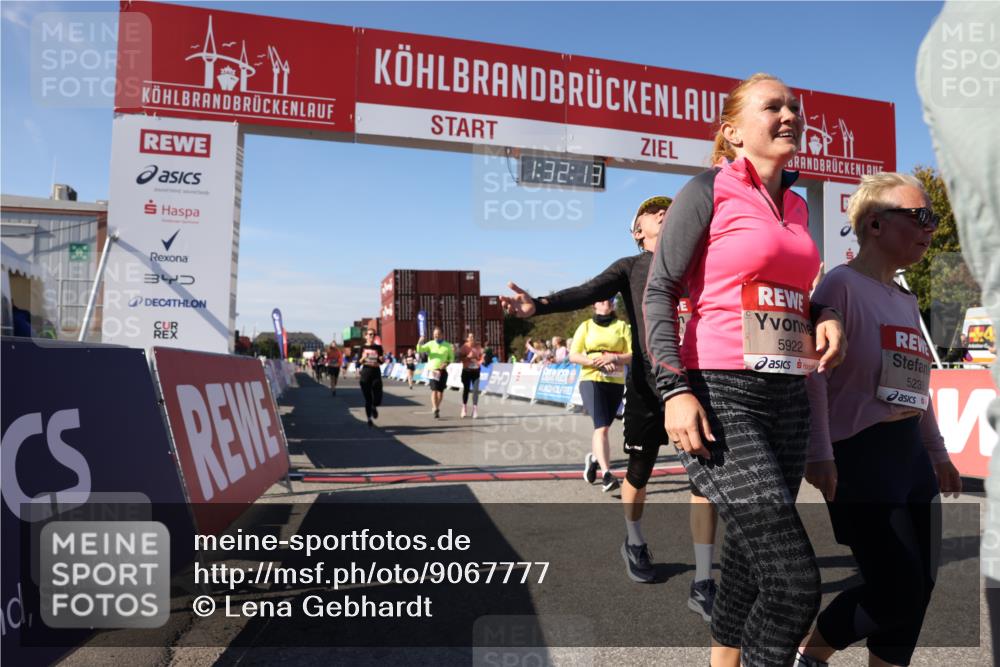 03.10.2025 - Köhlbrandbrückenlauf Lena Gebhardt http://msf.ph/oto/9067777 03.10.2025 13:32:13 Ziel 4443, 4578, 4985, 5155, 5238, 5246, 5247, 5248, 5354, 5820, 5921, 5922, 5923, 6126, 6146, 6287, 6304, 6460 meine-sportfotos.de