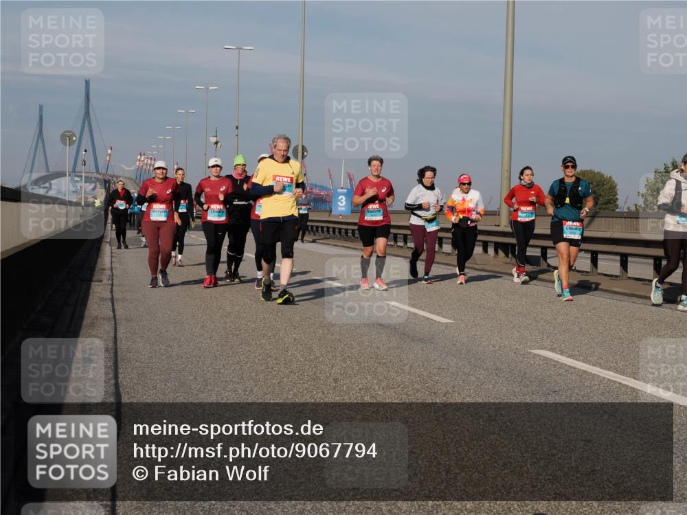 03.10.2025 - Köhlbrandbrückenlauf Fabian Wolf http://msf.ph/oto/9067794 03.10.2025 10:10:36 Position 3 3, 2830 meine-sportfotos.de