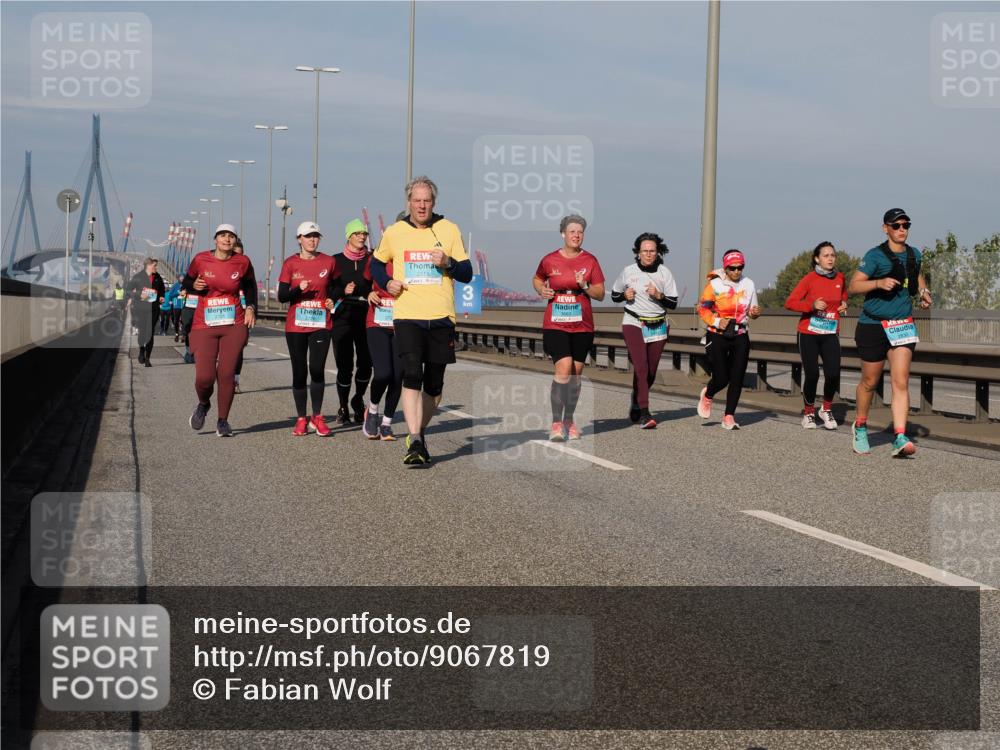 03.10.2025 - Köhlbrandbrückenlauf Fabian Wolf http://msf.ph/oto/9067819 03.10.2025 10:10:37 Position 3 2518, 3, 2830 meine-sportfotos.de