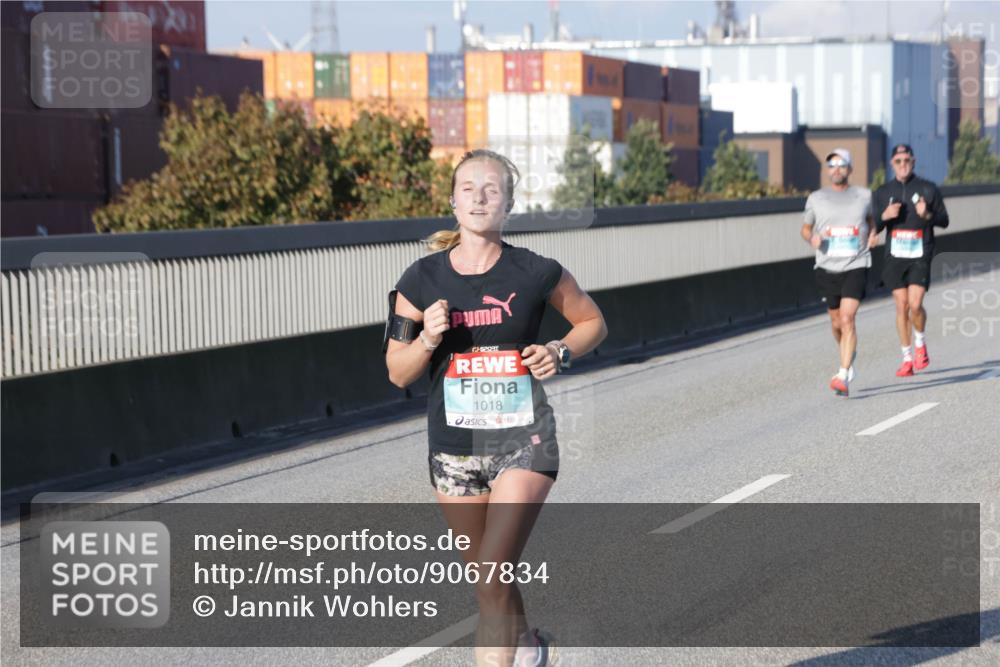 03.10.2025 - Köhlbrandbrückenlauf Jannik Wohlers http://msf.ph/oto/9067834 03.10.2025 09:47:01 Position 3 5203, 1018 meine-sportfotos.de