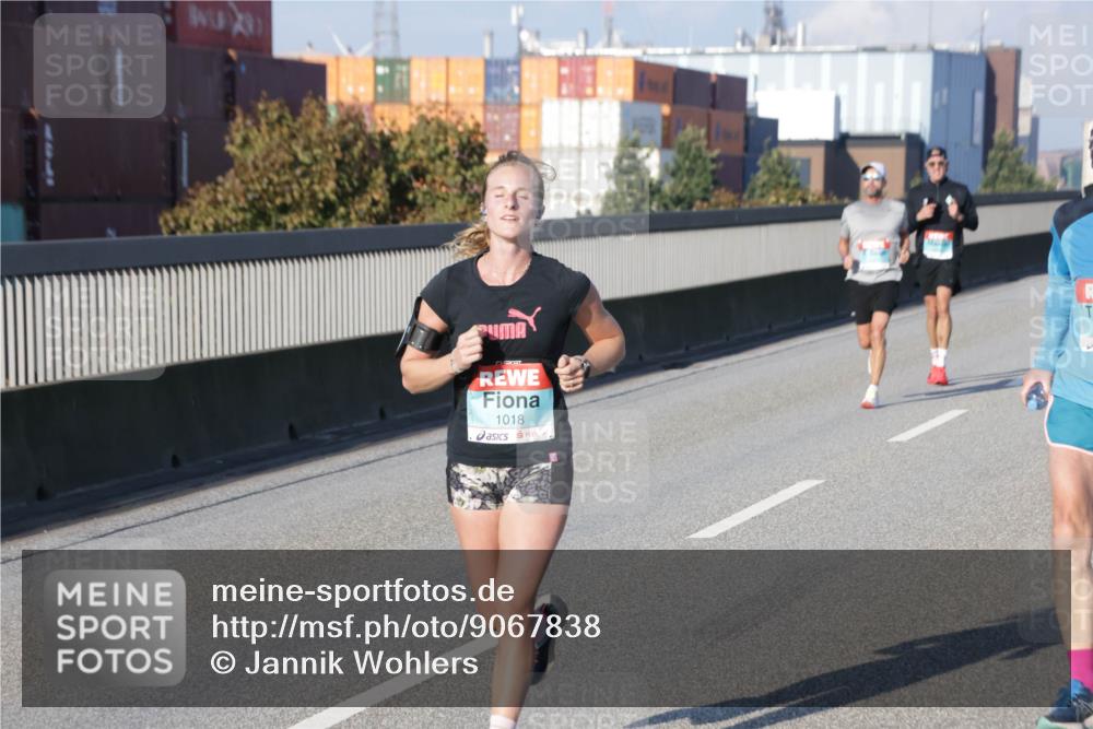 03.10.2025 - Köhlbrandbrückenlauf Jannik Wohlers http://msf.ph/oto/9067838 03.10.2025 09:47:01 Position 3 1018 meine-sportfotos.de