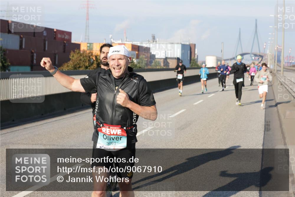 03.10.2025 - Köhlbrandbrückenlauf Jannik Wohlers http://msf.ph/oto/9067910 03.10.2025 09:47:15 Position 3 3091 meine-sportfotos.de