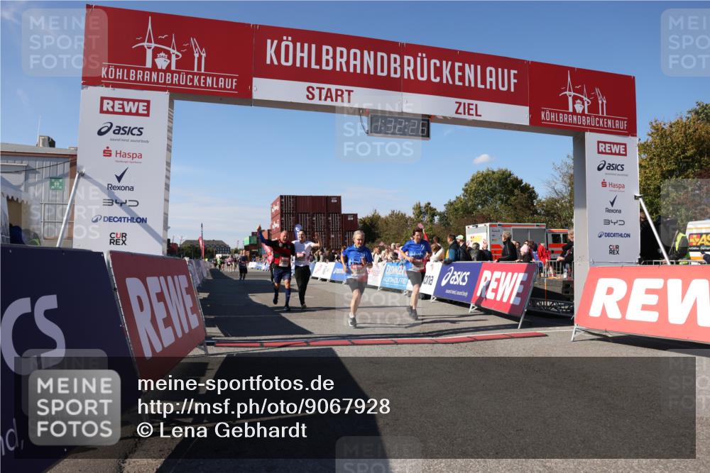 03.10.2025 - Köhlbrandbrückenlauf Lena Gebhardt http://msf.ph/oto/9067928 03.10.2025 13:32:26 Ziel 4485, 4578, 4966, 5357, 5891, 5892, 6141, 6304 meine-sportfotos.de