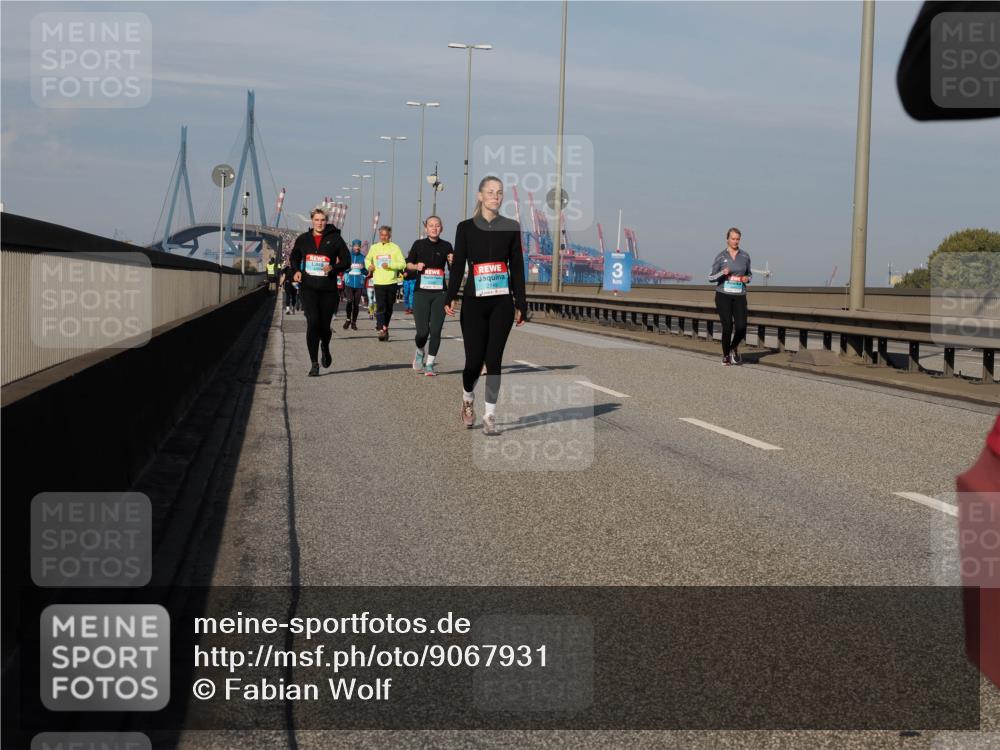 03.10.2025 - Köhlbrandbrückenlauf Fabian Wolf http://msf.ph/oto/9067931 03.10.2025 10:10:43 Position 3  meine-sportfotos.de