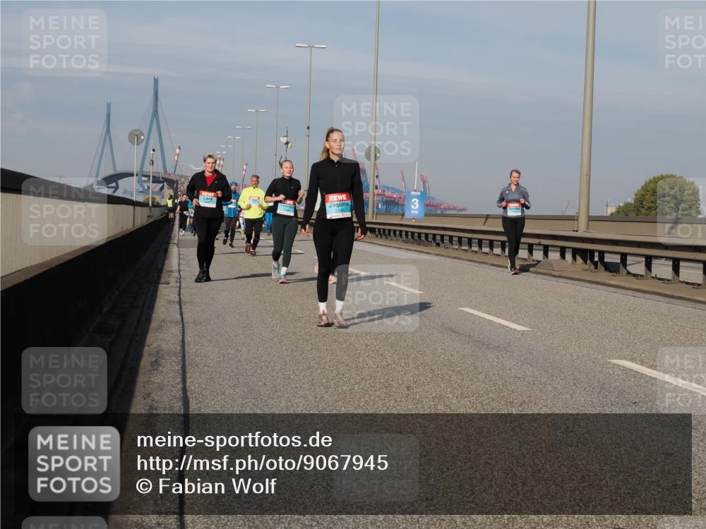 03.10.2025 - Köhlbrandbrückenlauf Fabian Wolf http://msf.ph/oto/9067945 03.10.2025 10:10:43 Position 3 2149 meine-sportfotos.de