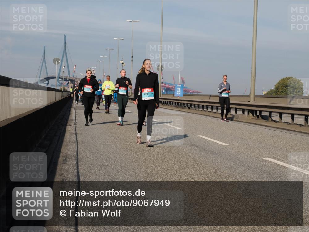 03.10.2025 - Köhlbrandbrückenlauf Fabian Wolf http://msf.ph/oto/9067949 03.10.2025 10:10:44 Position 3 2149 meine-sportfotos.de