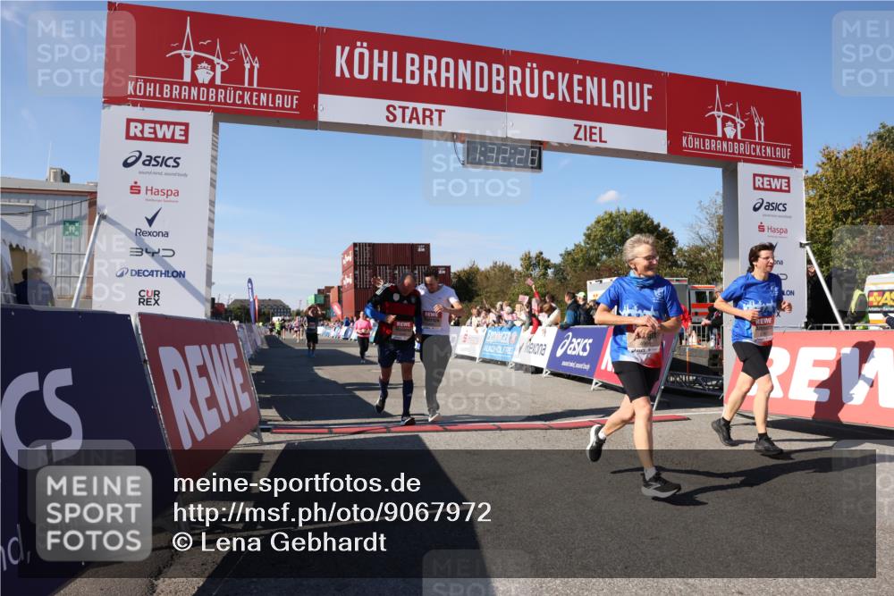 03.10.2025 - Köhlbrandbrückenlauf Lena Gebhardt http://msf.ph/oto/9067972 03.10.2025 13:32:28 Ziel 4485, 4578, 4966, 5286, 5357, 5876, 5891, 5892, 6141 meine-sportfotos.de