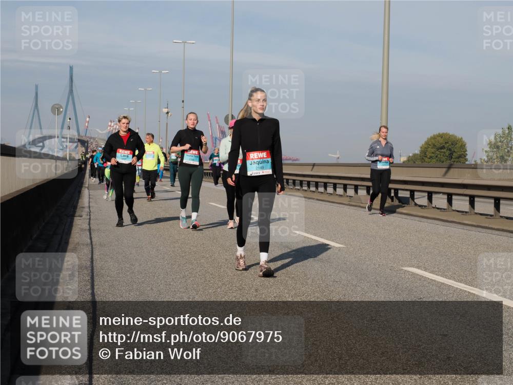 03.10.2025 - Köhlbrandbrückenlauf Fabian Wolf http://msf.ph/oto/9067975 03.10.2025 10:10:45 Position 3 2149 meine-sportfotos.de