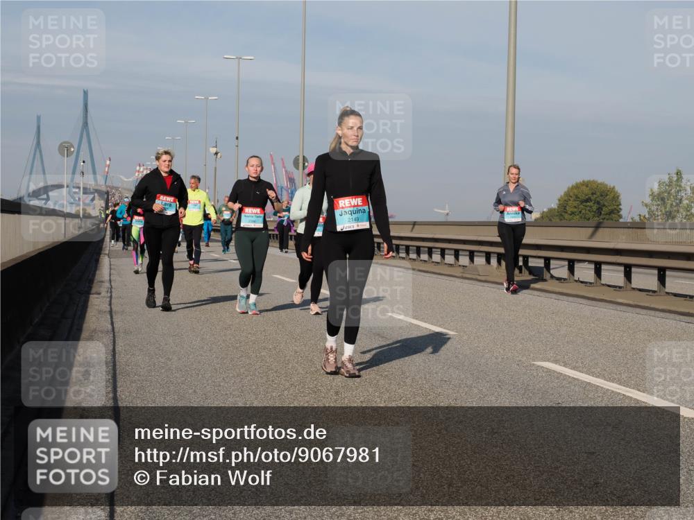 03.10.2025 - Köhlbrandbrückenlauf Fabian Wolf http://msf.ph/oto/9067981 03.10.2025 10:10:46 Position 3 2149 meine-sportfotos.de