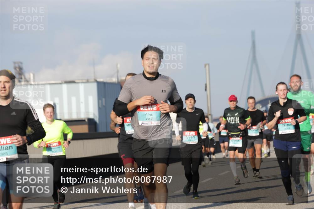 03.10.2025 - Köhlbrandbrückenlauf Jannik Wohlers http://msf.ph/oto/9067987 03.10.2025 09:47:31 Position 3 985, 110, 3817, 16, 1043, 3568 meine-sportfotos.de