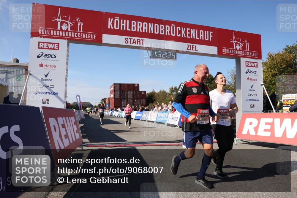 03.10.2025 - Köhlbrandbrückenlauf Lena Gebhardt http://msf.ph/oto/9068007 03.10.2025 13:32:30 Ziel 4485, 4966, 5286, 5357, 5876, 5891, 5892, 6141 meine-sportfotos.de