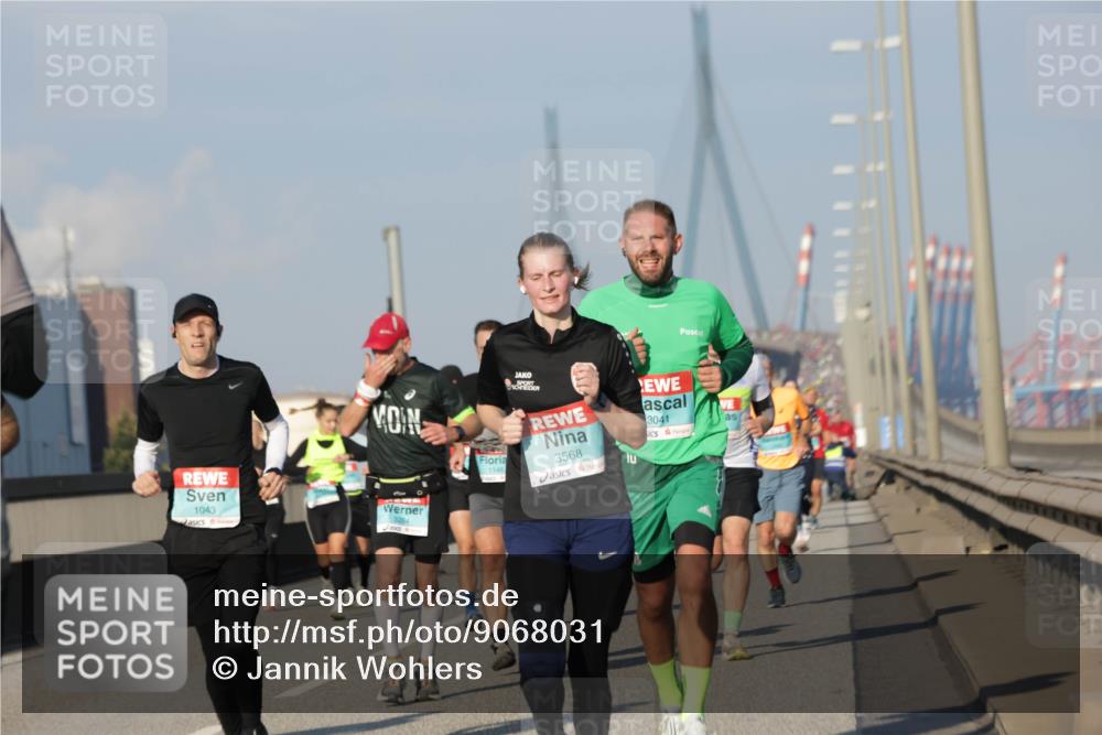 03.10.2025 - Köhlbrandbrückenlauf Jannik Wohlers http://msf.ph/oto/9068031 03.10.2025 09:47:33 Position 3 1146, 3568, 3041, 1043, 3264 meine-sportfotos.de