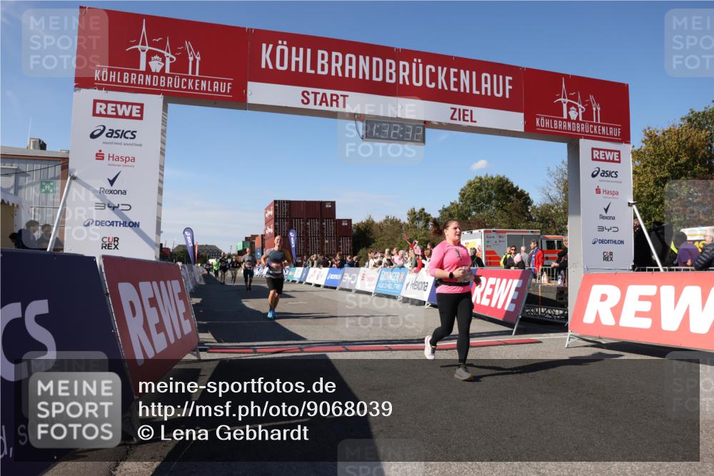 03.10.2025 - Köhlbrandbrückenlauf Lena Gebhardt http://msf.ph/oto/9068039 03.10.2025 13:32:32 Ziel 4485, 4966, 5226, 5255, 5286, 5357, 5442, 5876, 5891, 5892, 6141 meine-sportfotos.de