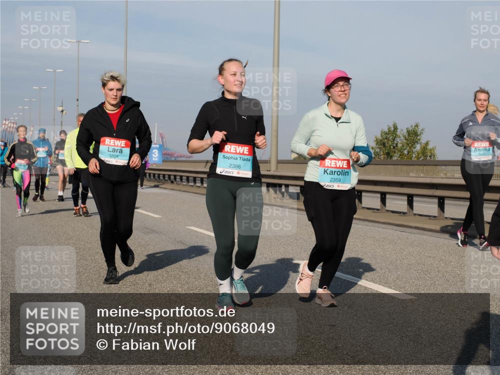 03.10.2025 - Köhlbrandbrückenlauf Fabian Wolf http://msf.ph/oto/9068049 03.10.2025 10:10:49 Position 3 3324, 2386, 2359, 2443 meine-sportfotos.de