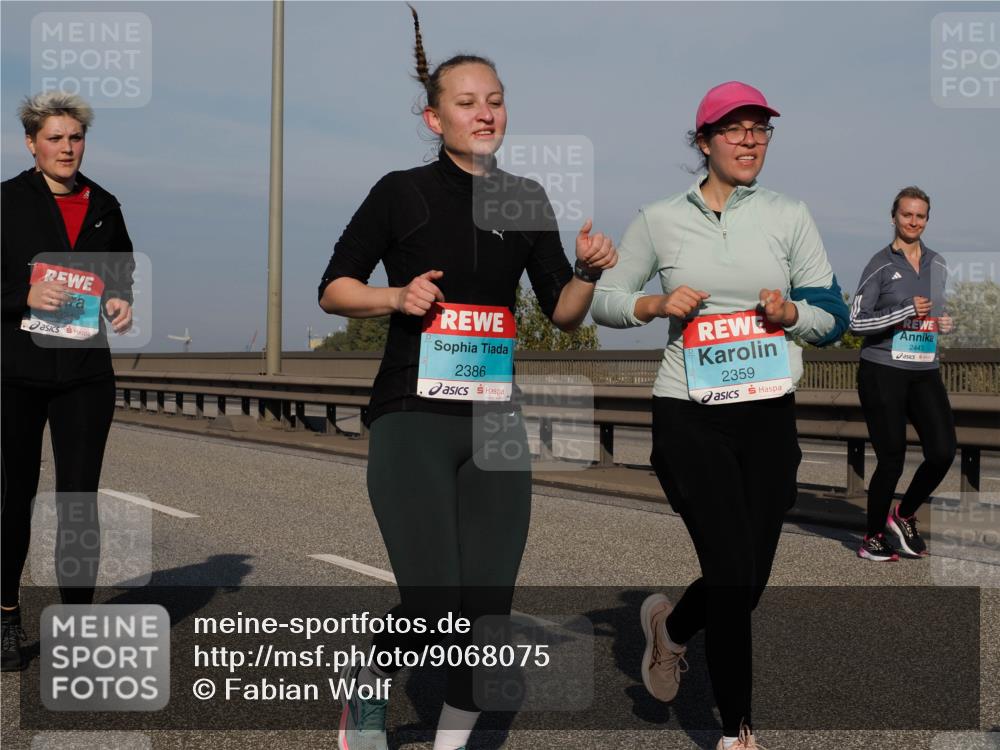 03.10.2025 - Köhlbrandbrückenlauf Fabian Wolf http://msf.ph/oto/9068075 03.10.2025 10:10:50 Position 3 3324, 2386, 2359, 2443 meine-sportfotos.de