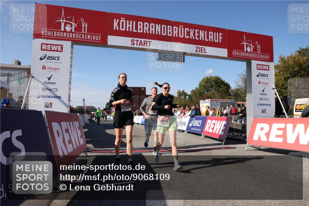 03.10.2025 - Köhlbrandbrückenlauf Lena Gebhardt http://msf.ph/oto/9068109 03.10.2025 13:32:38 Ziel 5226, 5255, 5286, 5442, 5876, 6141, 6360 meine-sportfotos.de