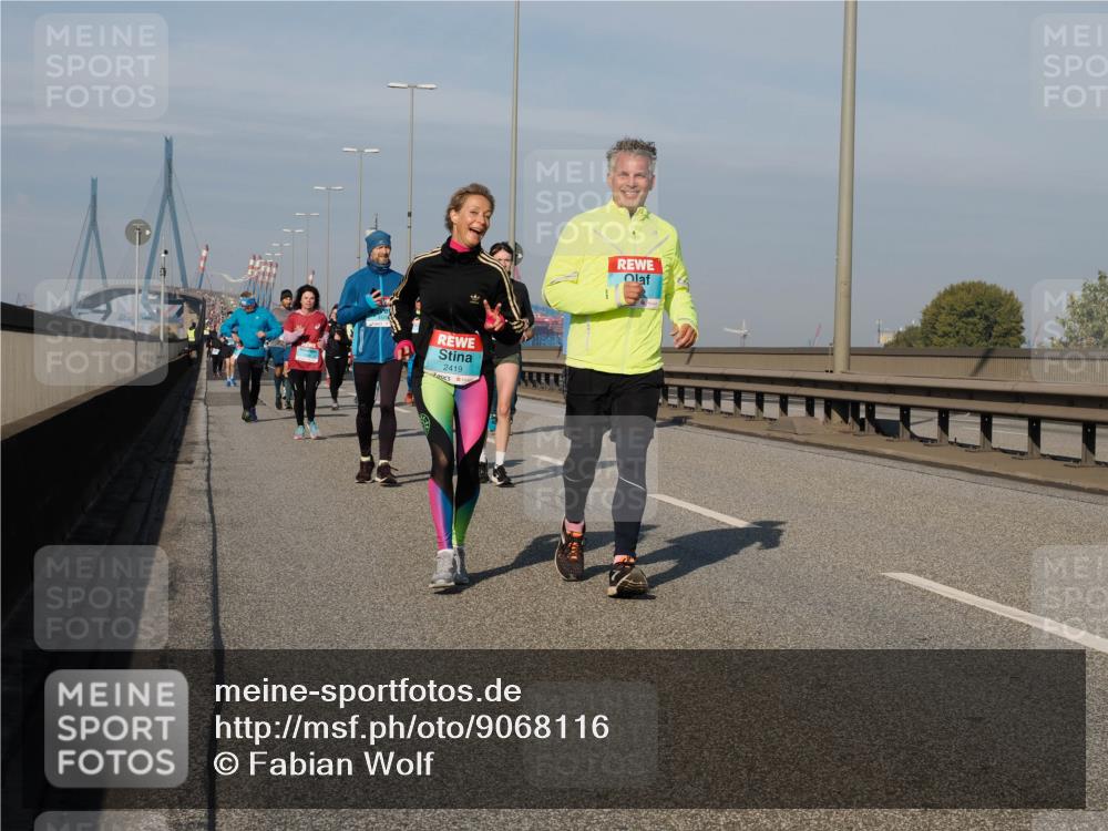 03.10.2025 - Köhlbrandbrückenlauf Fabian Wolf http://msf.ph/oto/9068116 03.10.2025 10:10:53 Position 3 2419 meine-sportfotos.de