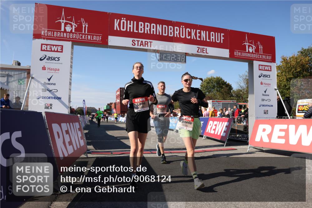 03.10.2025 - Köhlbrandbrückenlauf Lena Gebhardt http://msf.ph/oto/9068124 03.10.2025 13:32:39 Ziel 5226, 5255, 5286, 5442, 5876, 6141, 6360 meine-sportfotos.de