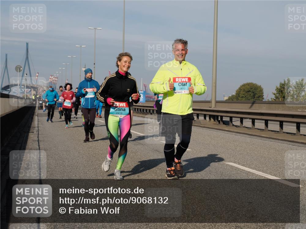 03.10.2025 - Köhlbrandbrückenlauf Fabian Wolf http://msf.ph/oto/9068132 03.10.2025 10:10:54 Position 3 2419, 2412 meine-sportfotos.de